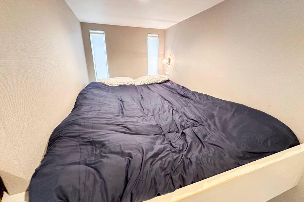 西九条 Guest House! Usjまで電車で5分!西九条駅徒歩3分!最大10人宿泊可能!デザイナーズハウス!2階建て一軒家貸切 * 大阪